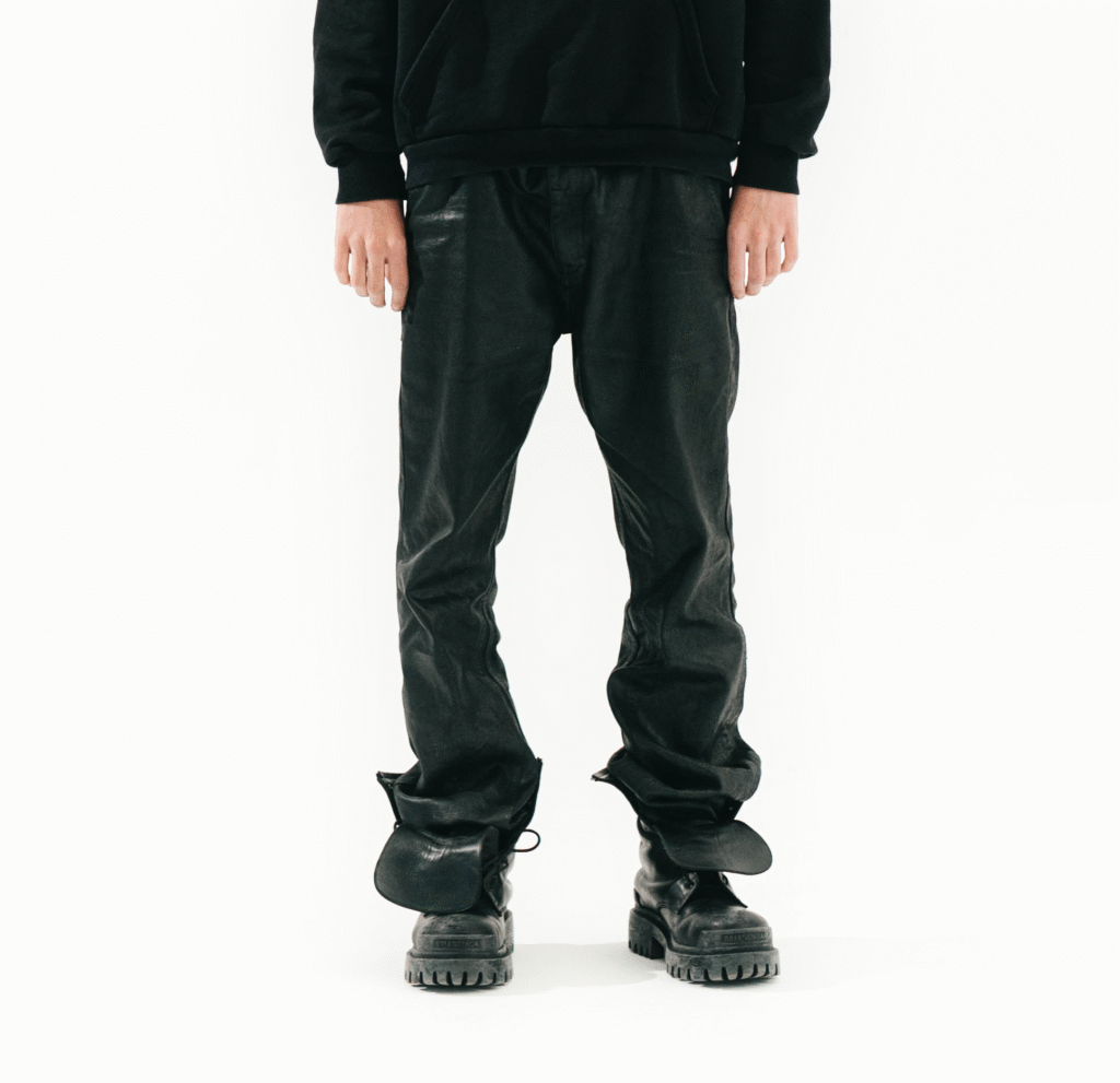 FLARED ROCKSTAR DENIM